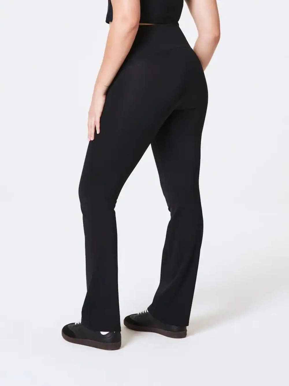 NWT Spanx Booty Boost Flare Yoga Pants Black Medium Petite Activewear